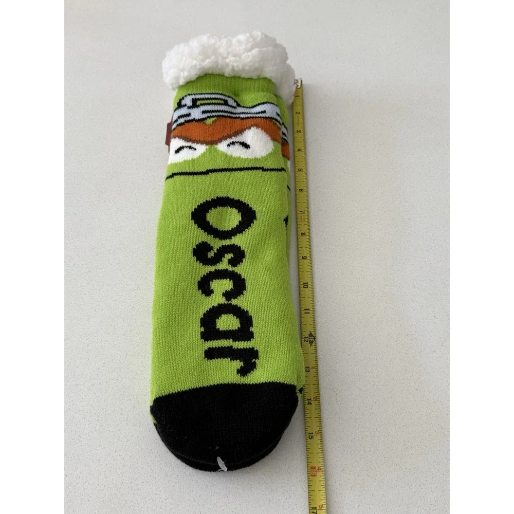 Sesame Street Oscar The Grouch Sherpa Slipper Socks New With Tag Adult One Size